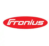 Rotes ovales Logo mit weißem ‘Fronius’-Text darin.